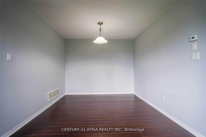Property Photo:  1424 Rennie Street  ON L1K 0N8 