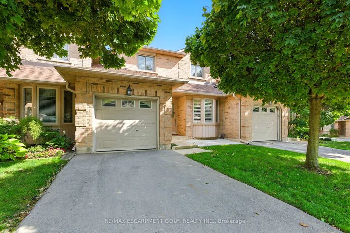 Photo de la propriété: 800 Upper Paradise Road 40 ON L9C 7L2