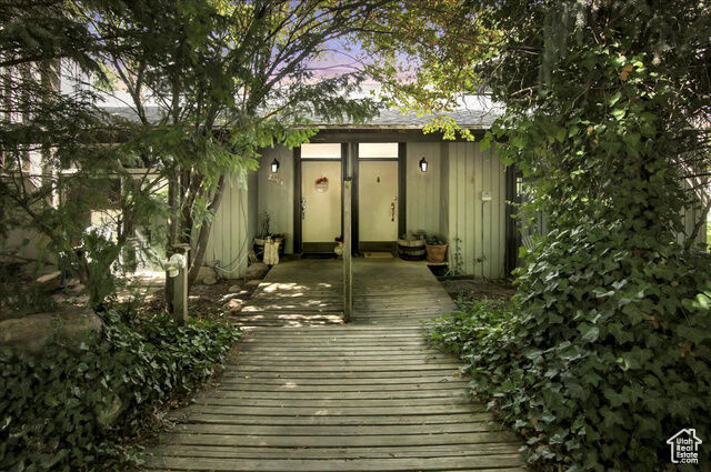 Property Photo:  2694 E Kentucky Ave S  UT 84117 