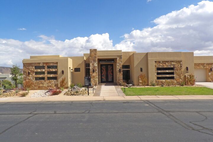 5102 Evening Star Dr  St George UT 84770 photo