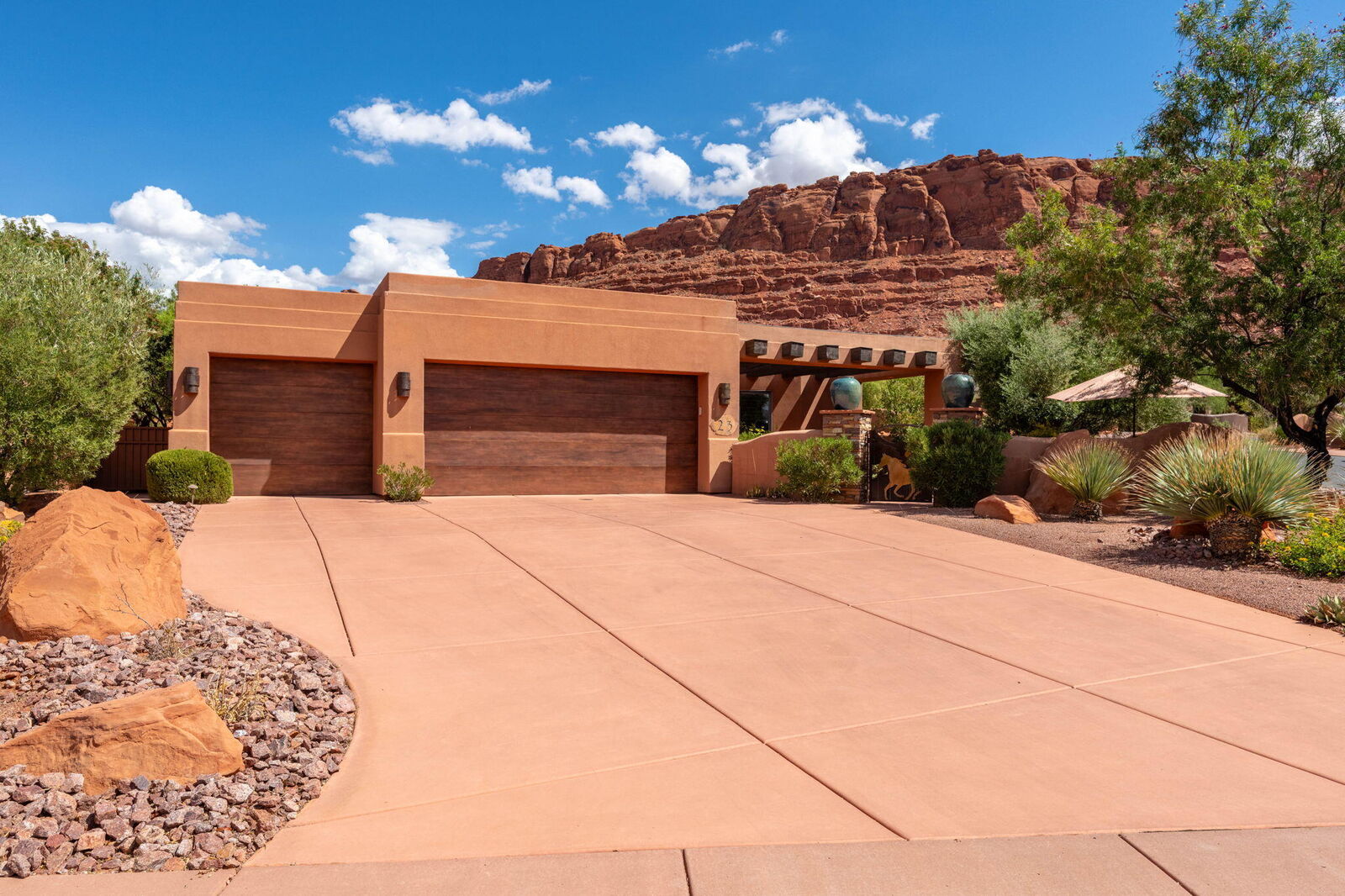 Property Photo:  2336 W Entrada Trail #23  UT 84770 
