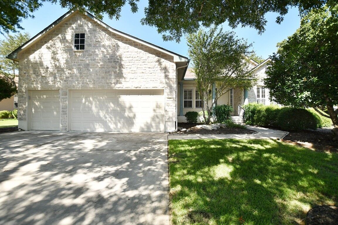 Property Photo: 140 Lantana Drive TX 78633