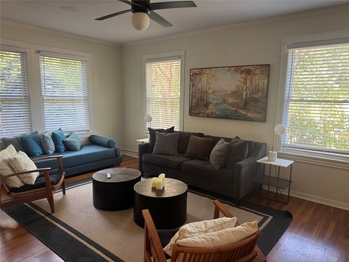 Property Photo: 1615 Enfield Road B TX 78703