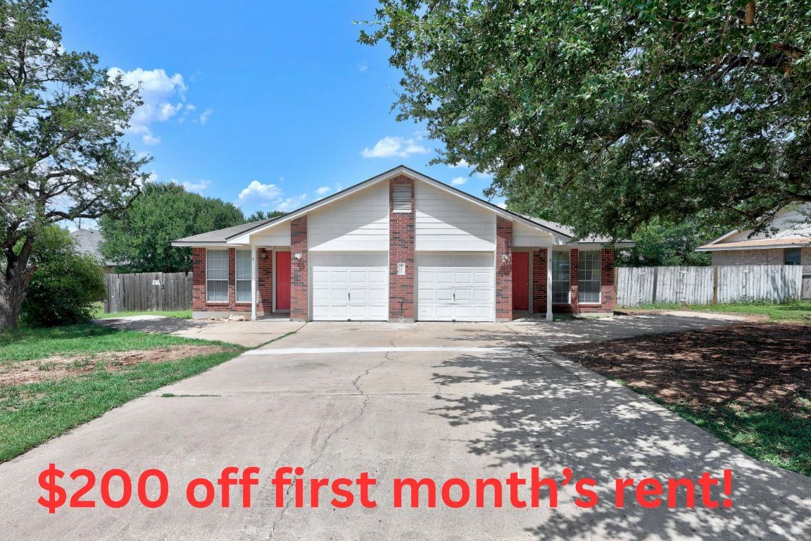 Property Photo: 502 Rockmoor Drive B TX 78628