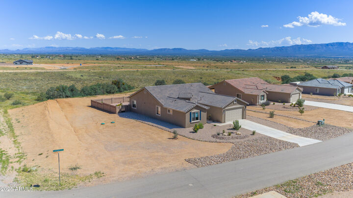 Property Photo:  6717 E Vaquero Circle  AZ 85615 