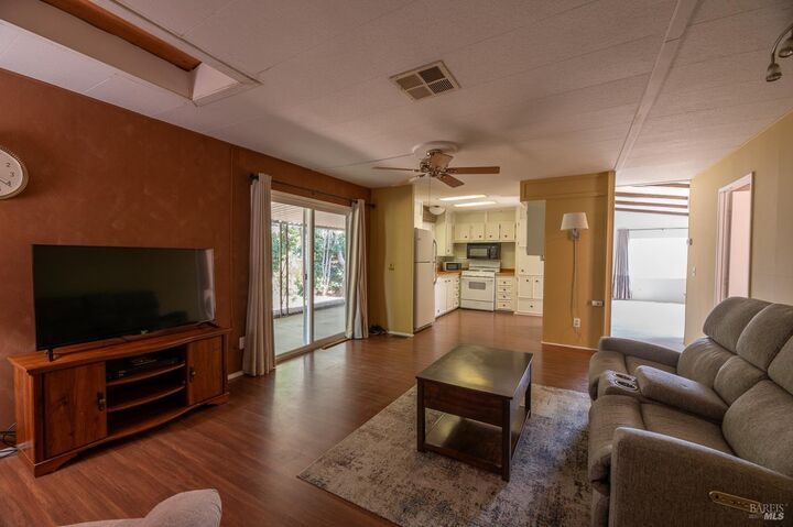 Property Photo:  20 Circulo Lujo Circle  CA 94928 