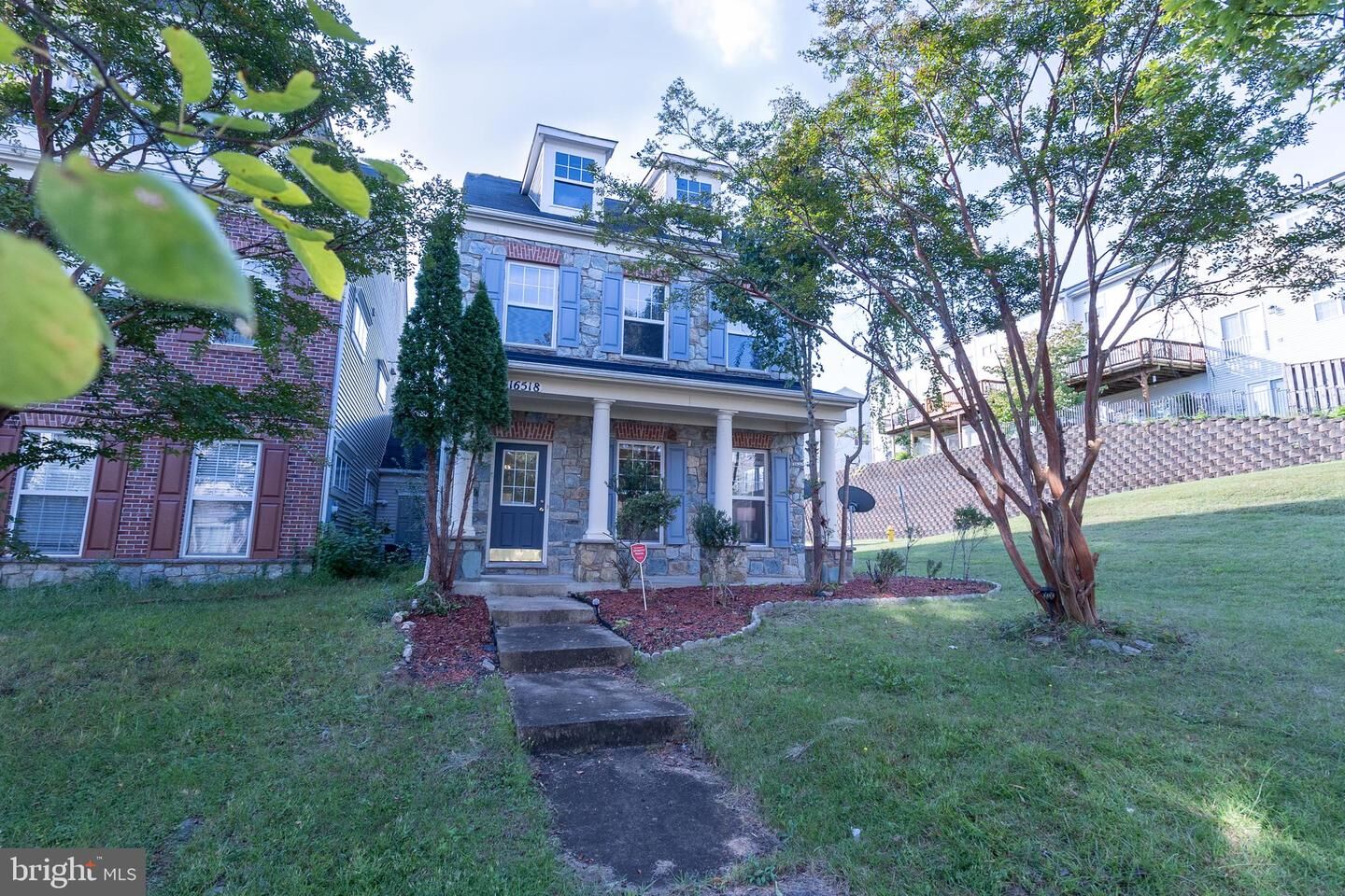 Property Photo:  16518 Bobster Court  VA 22191 