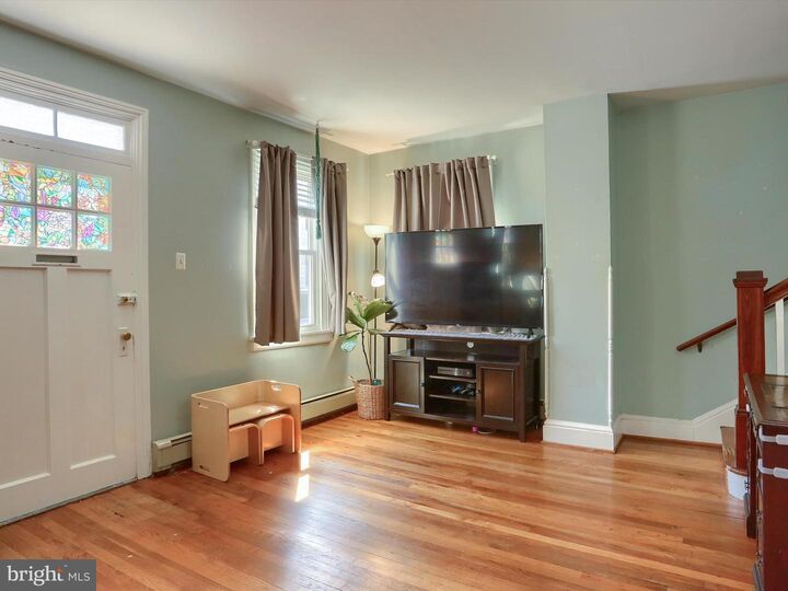 Property Photo: 135 E Locust Street PA 17055
