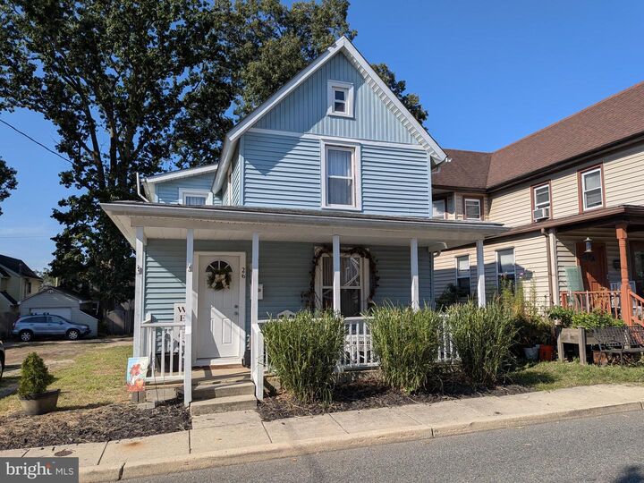 Property Photo:  26 East Avenue  NJ 08071 