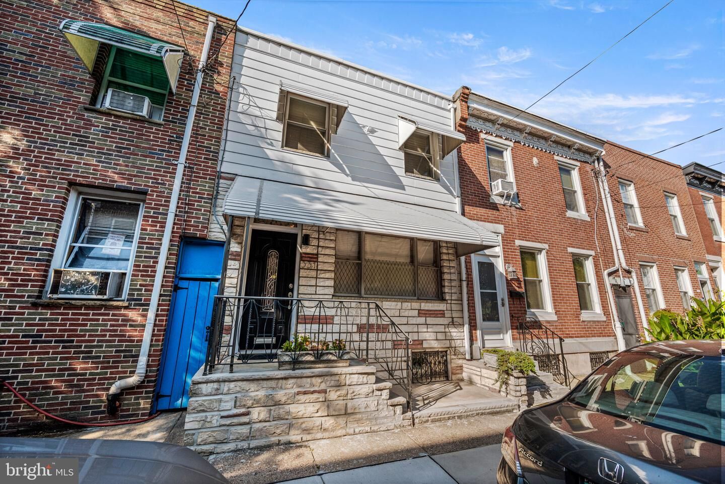 Property Photo:  331 Greenwich Street  PA 19147 