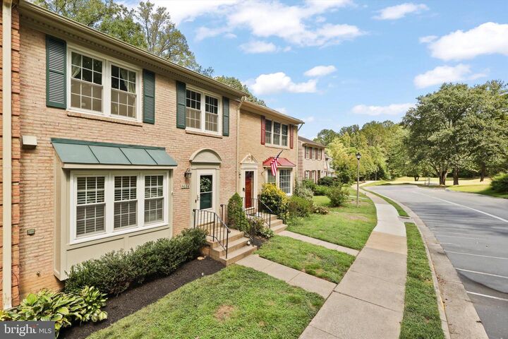 Property Photo:  9034 Rosewall Court  VA 22152 