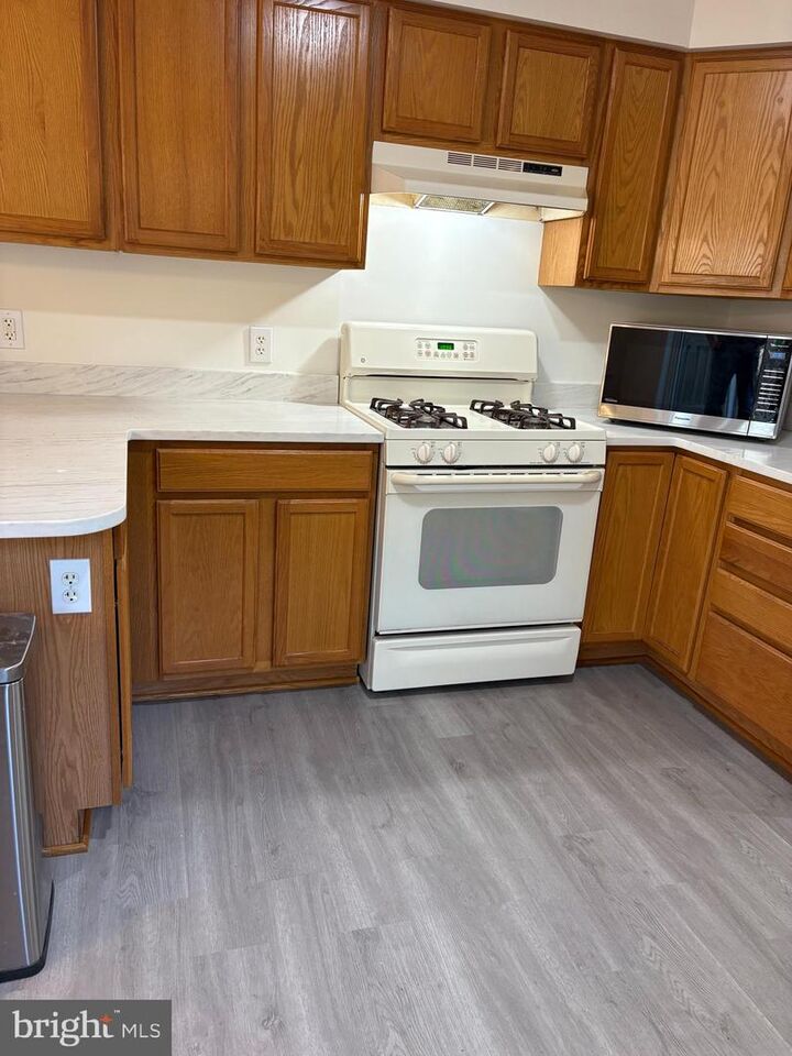 Property Photo:  811 Philadelphia Avenue  NJ 08063 