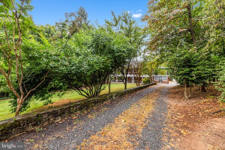 Property Photo:  45545 Lakeside Drive  VA 20165