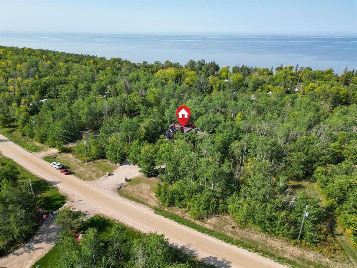 Property Photo:  125 Sunset Bay  MB R0E 0T0 