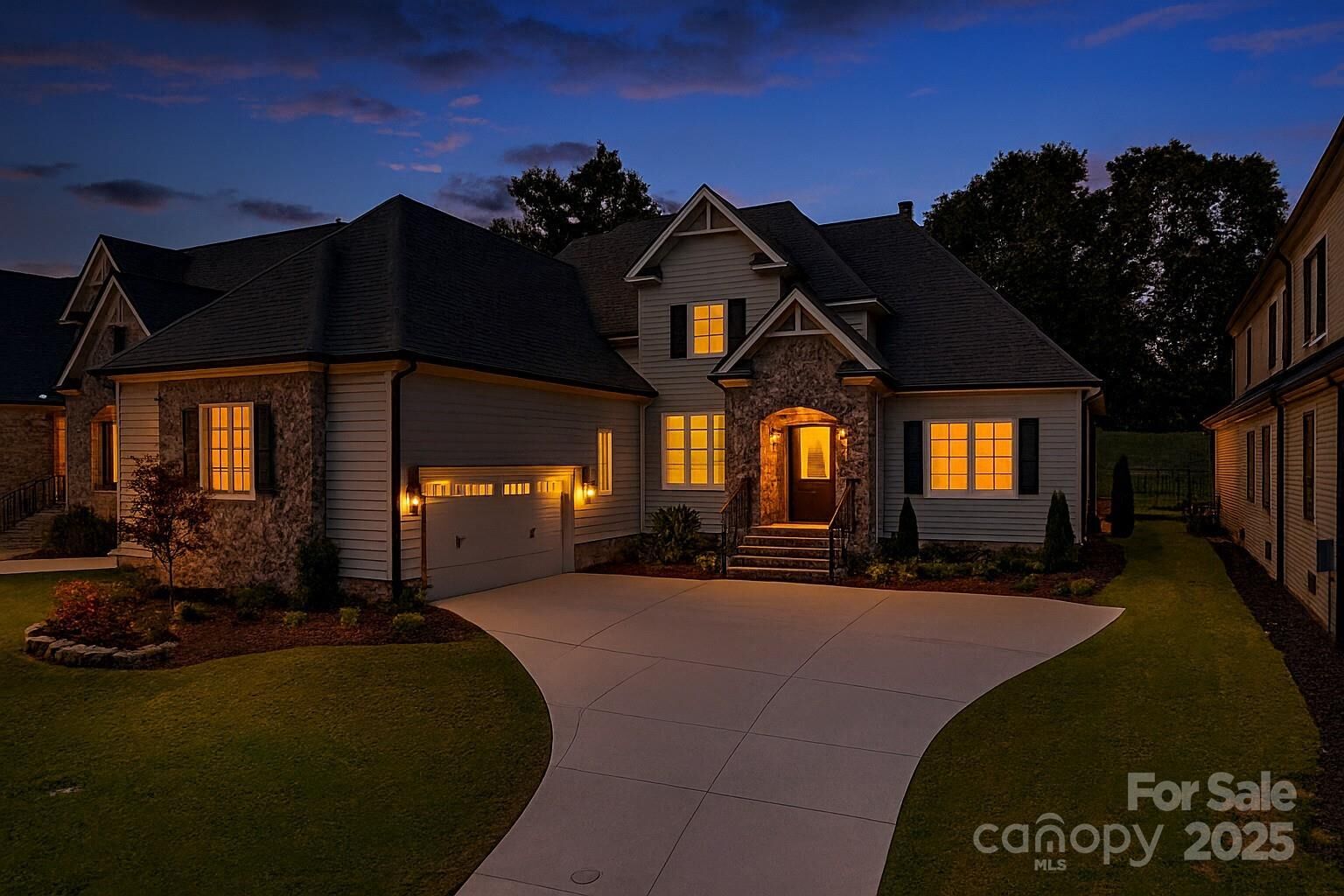 Property Photo: 202 Chestnut Pond Lane SC 29681