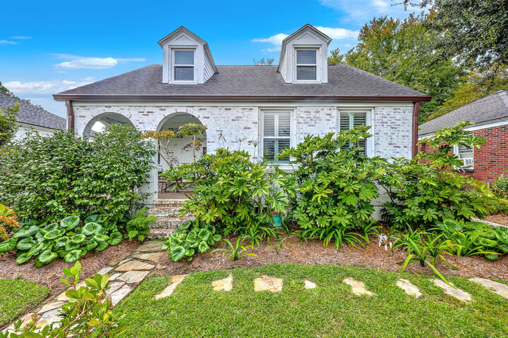 699 Savannah Highway  Charleston SC 29407 photo