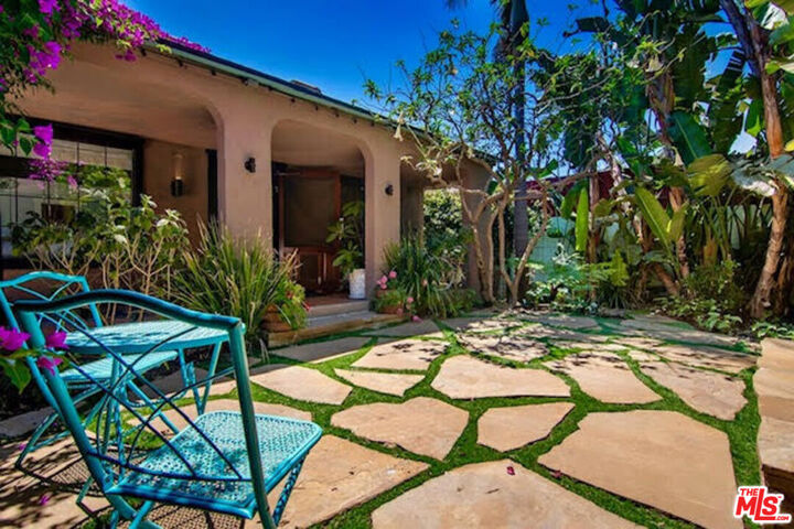 1518 N Stanley Ave  Los Angeles CA 90046 photo