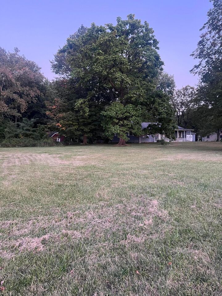 Property Photo: 10475 Hazelton Etna SW Road OH 43062