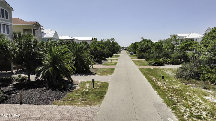 Property Photo:  2240 Sailfish Drive  FL 32328 
