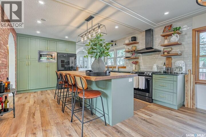 Property Photo:  70 Peter Avenue  SK S0G 3C0 