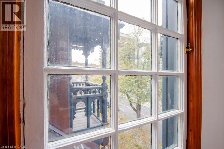 Photo de la propriété:  183 James Street South 3  ON L8P 3A8