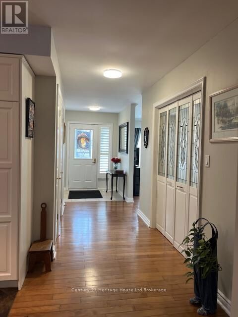 Property Photo: 65 Edwin Crescent ON N4G 5H2