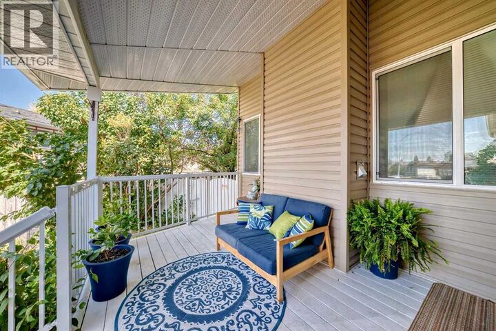 Property Photo:  48 Fallingworth Court Northeast  AB T3J 1G4 