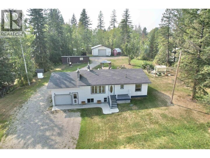 3138 Yendryas Road  Quesnel BC V2J 6K5 photo