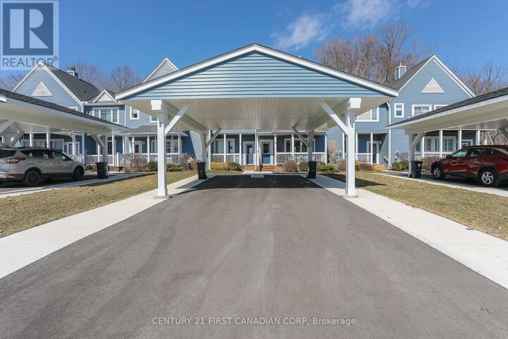Property Photo:  374 Front Street 10  ON N5L 1E9 