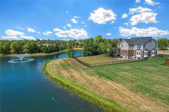 Property Photo:  10500 Wallingsford Circle  OH 45458 