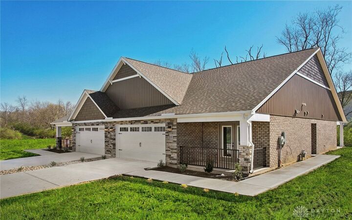 5019 Waterford Lane  Middletown OH 45044 photo