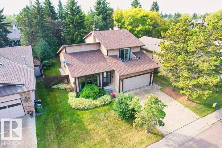 Property Photo:  10429 28A Avenue NW  AB T6J 4E5 