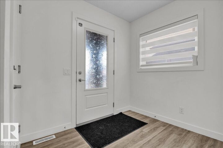 Property Photo:  12210 176 Avenue NW  AB T5X 0L2 