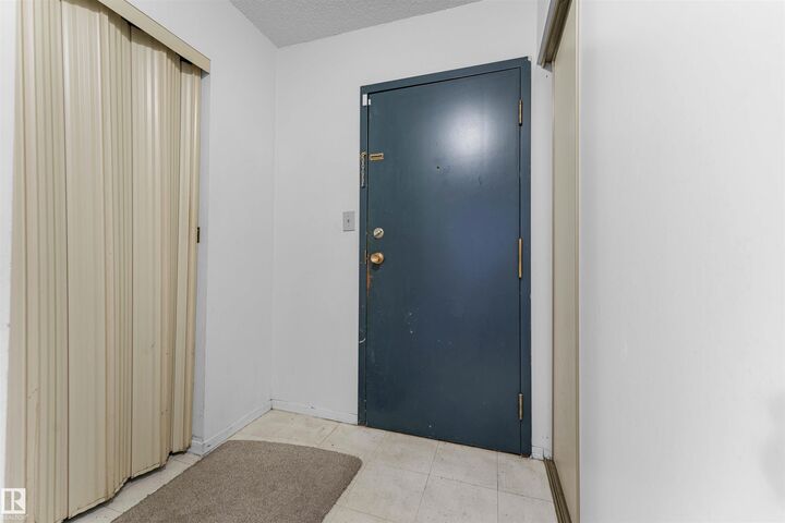 Property Photo:  1620 48 Street NW 208  AB T5L 5P1 