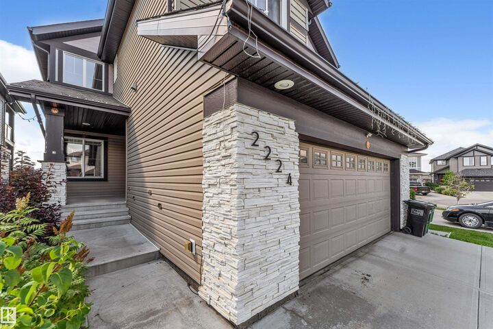 Property Photo:  2224 55 Street SW  AB T6X 2H9 