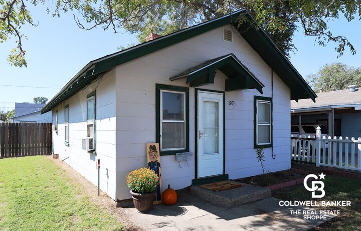 Property Photo:  1203 N 8th Street  KS 67846 