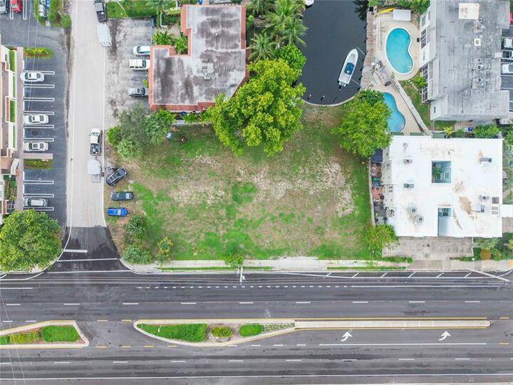 Property Photo:  2716 NE 14th Street Cswy  FL 33062 