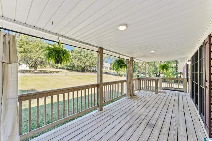 Property Photo: 640 Robbins Road AL 35079