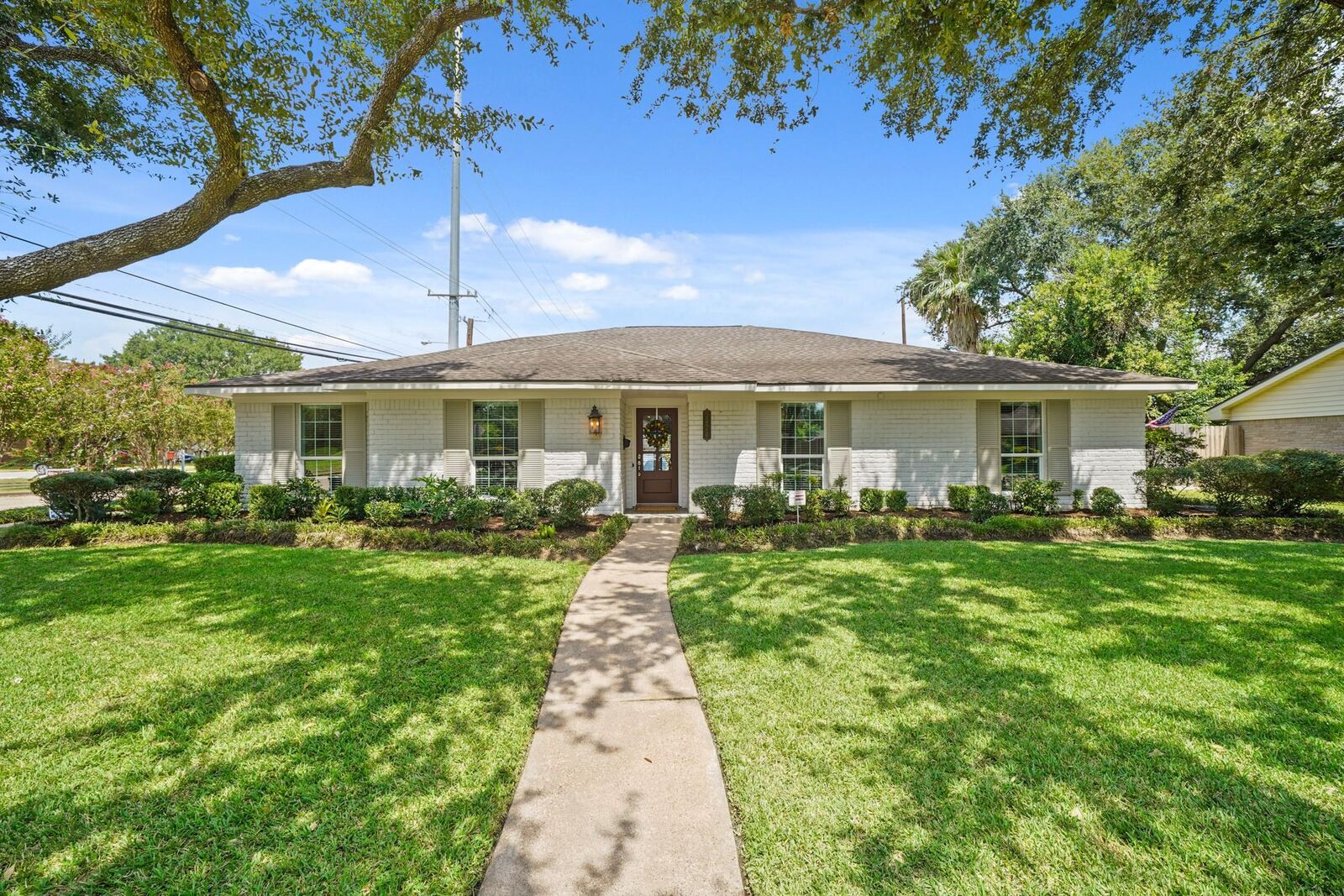 Property Photo: 5474 Carew Street TX 77096