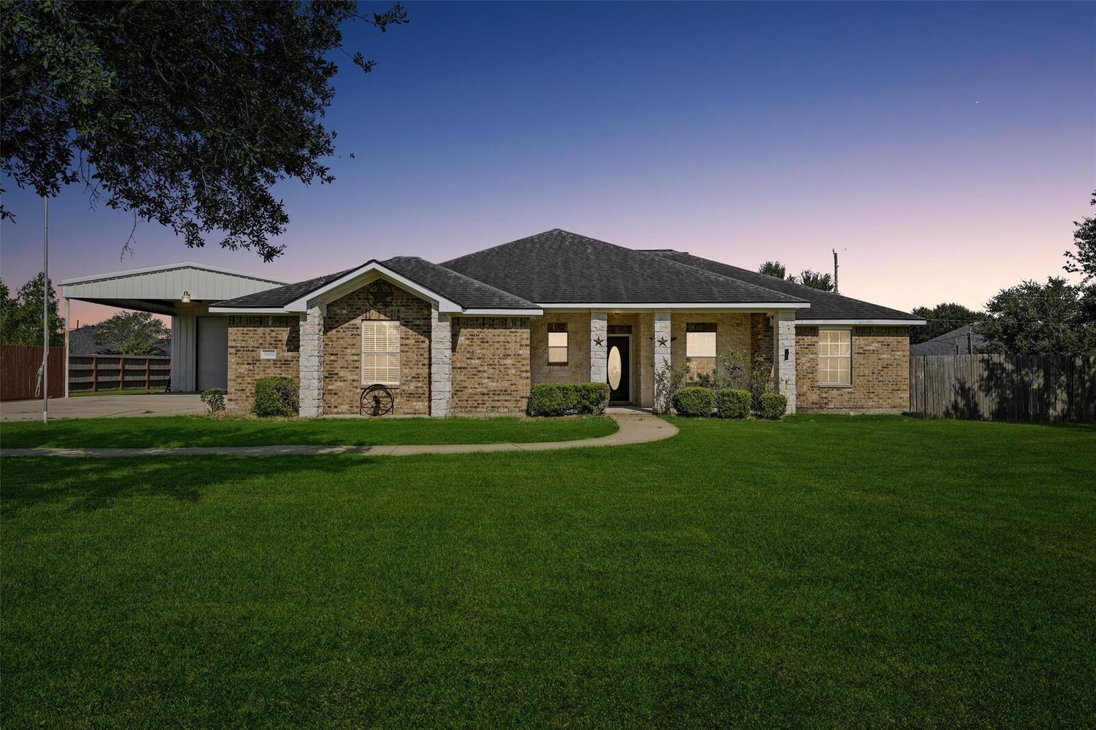 Property Photo:  11102 Aaron Way  TX 77461 
