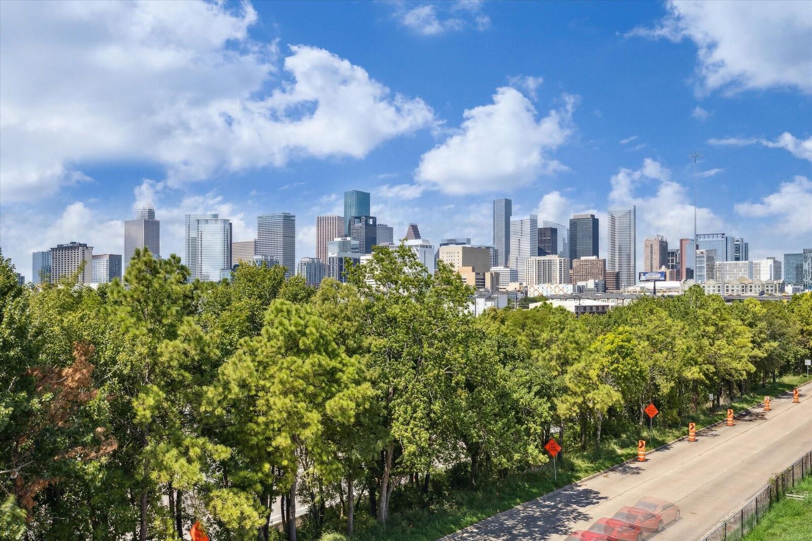 Property Photo: 2803 Chartres Street TX 77004