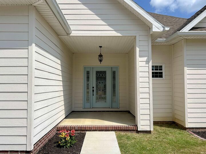 Property Photo: 7788 Lincoln Avenue IN 47630-2833