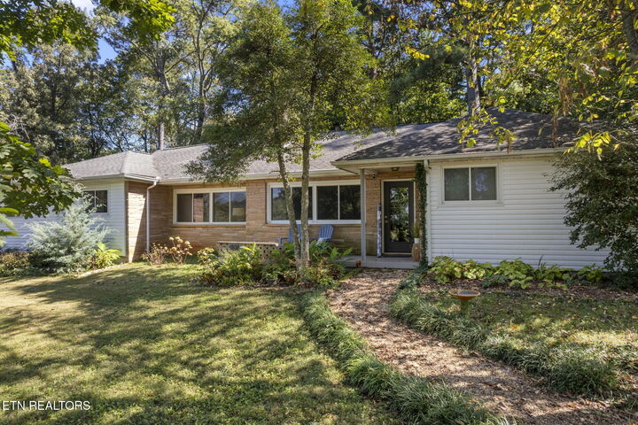 Property Photo: 1108 Sharon Rd TN 37919