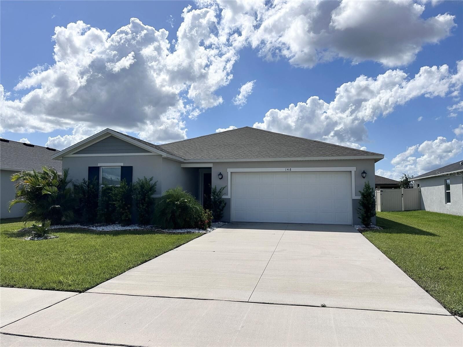 Property Photo: 148 Summerlin Loop FL 33844