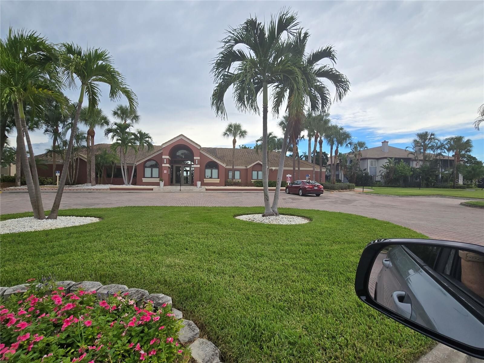Property Photo: 10265 Gandy Boulevard N 1104 FL 33702