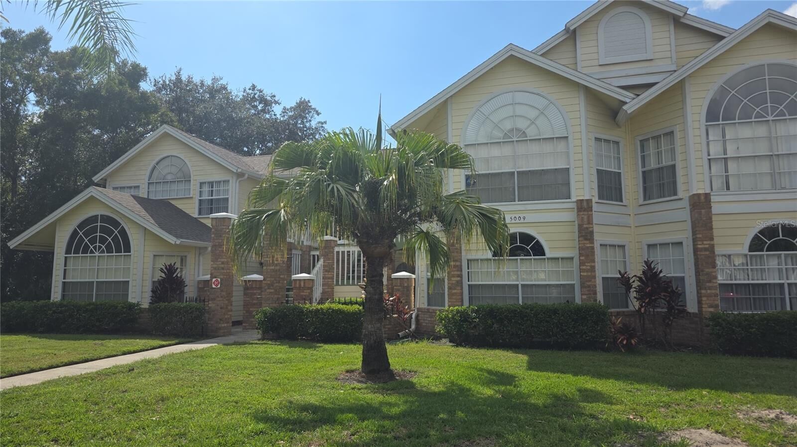 Property Photo: 5009 Laguna Bay Circle 41 FL 34746
