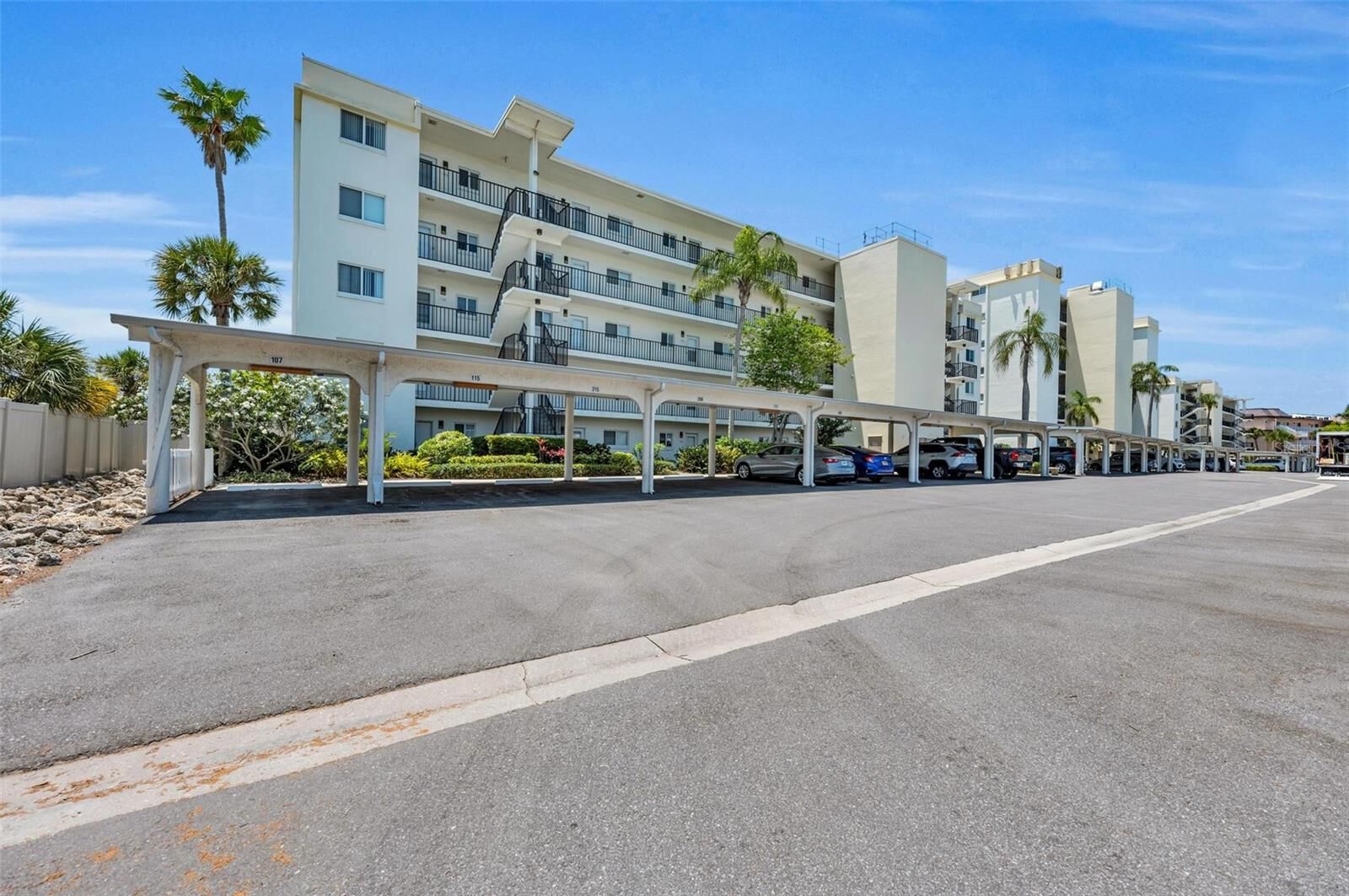 Property Photo:  797 Beach Road 509  FL 34242 