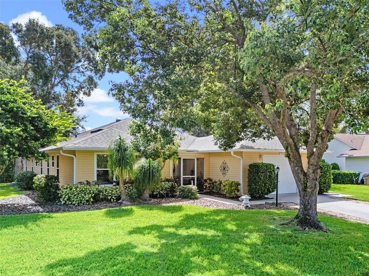Property Photo: 6212 Wade Street FL 34748