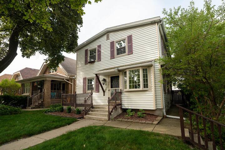 2617 S Linebarger Ter  Milwaukee WI 53207 photo