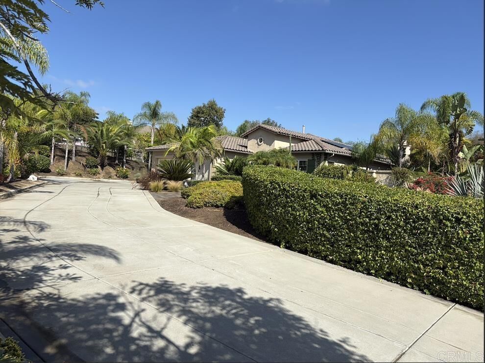 Property Photo:  1701 Hilo Drive  CA 92081 